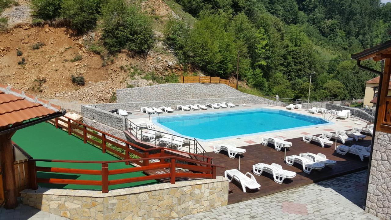 UžiceIzvor Bazeni Vrela别墅 外观 照片
